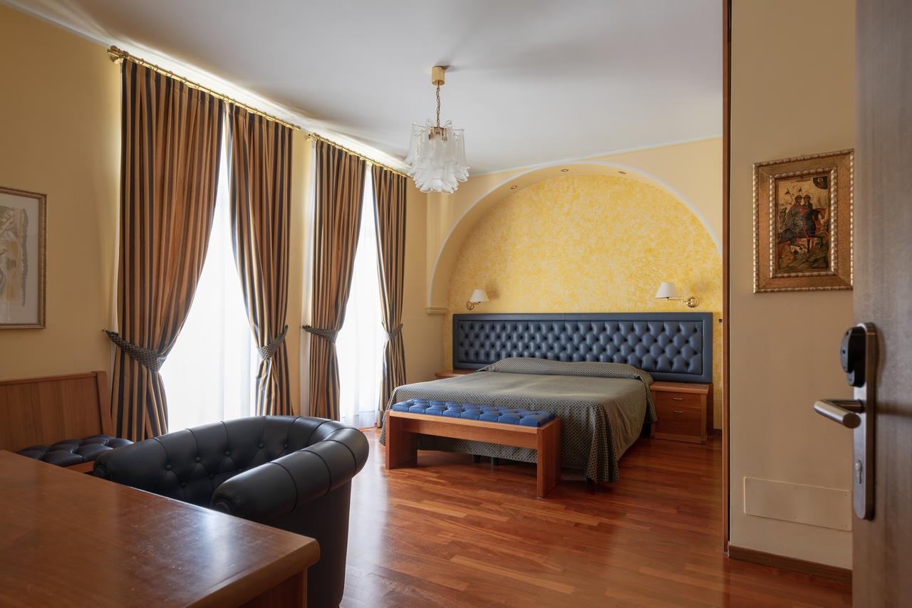 Hotel Du Parc Garda  Esterno foto