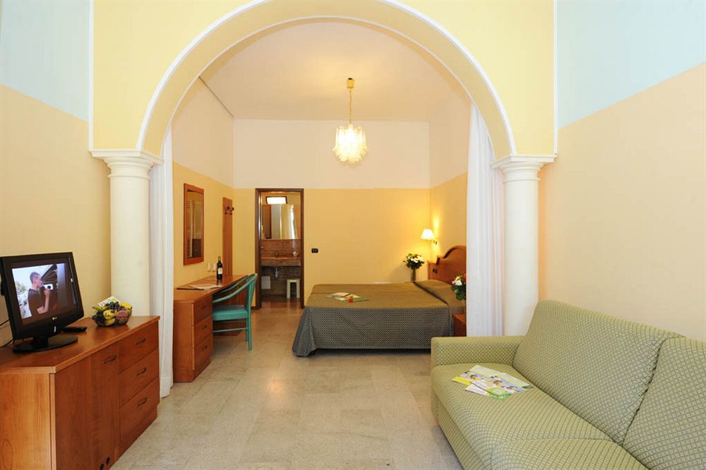 Hotel Du Parc Garda  Esterno foto